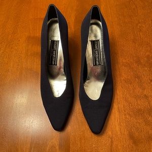 Stuart Weitzman Navy Heels
